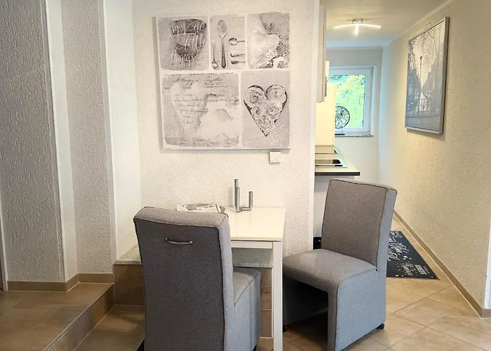 Monteurwohnung,ferienwohnung 吕登沙伊德